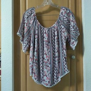 Stem and Vive boho bell shirt Sz Xl.